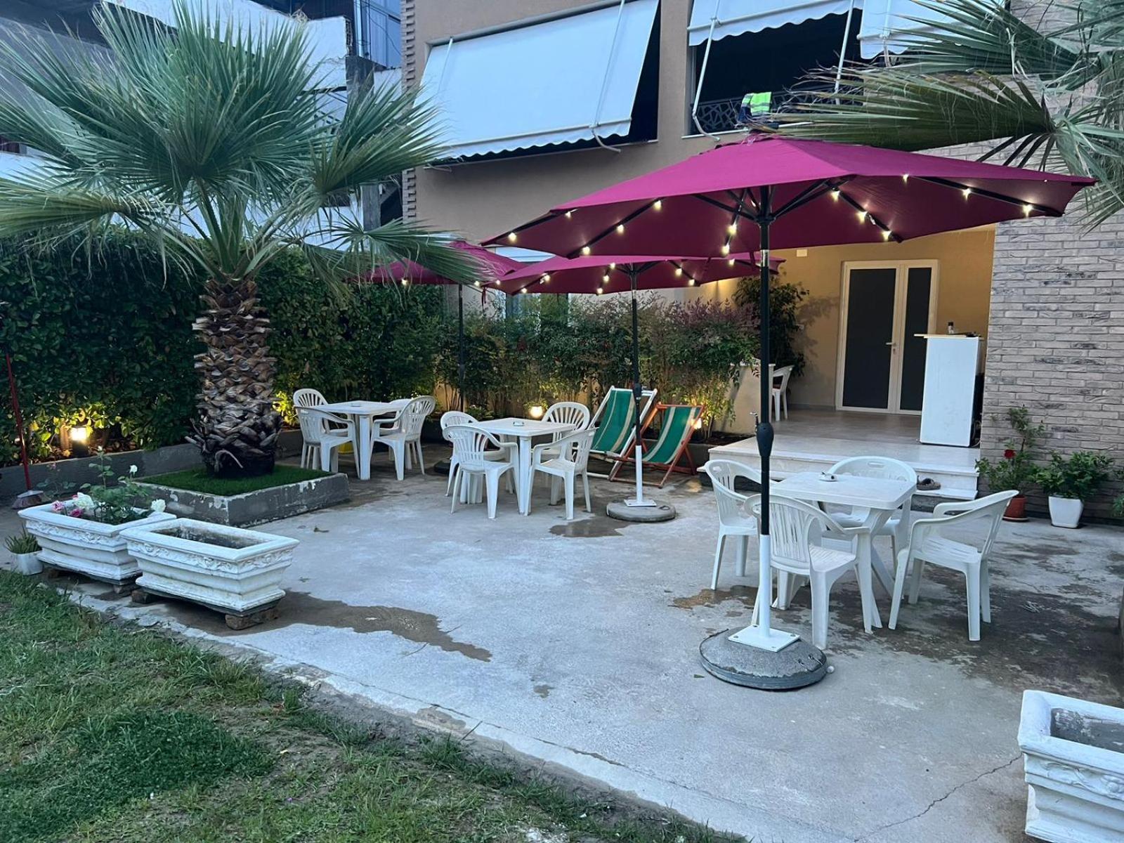 דורס Vila Hoxha מראה חיצוני תמונה
